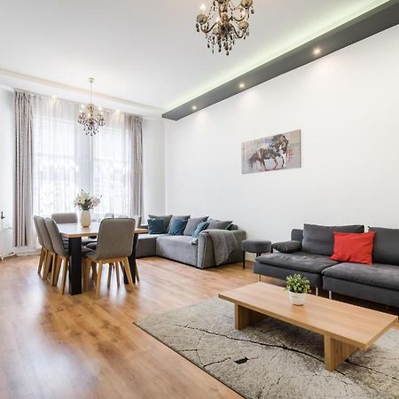 Real Apartments Zichy Budapest Exterior foto