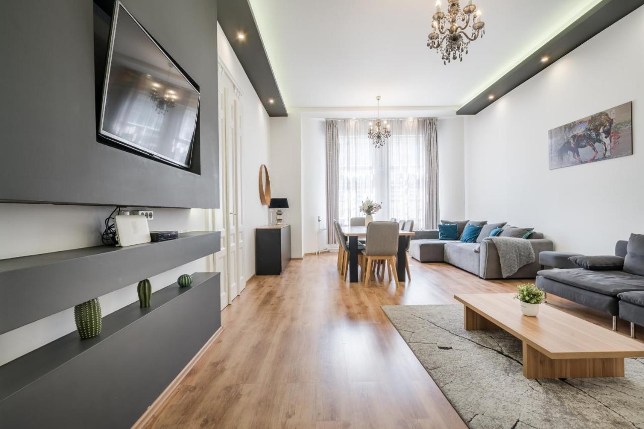 Real Apartments Zichy Budapest Exterior foto
